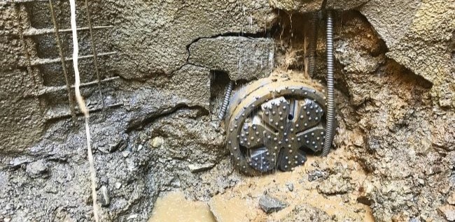 DTH Horizontální skalní vrtání do průměru 800mm